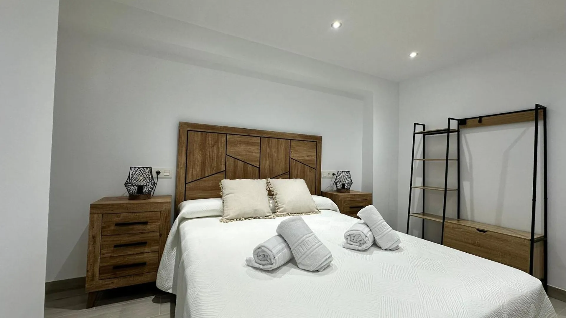 La Villa De Alba - Casa Rural En Montefrio Country house